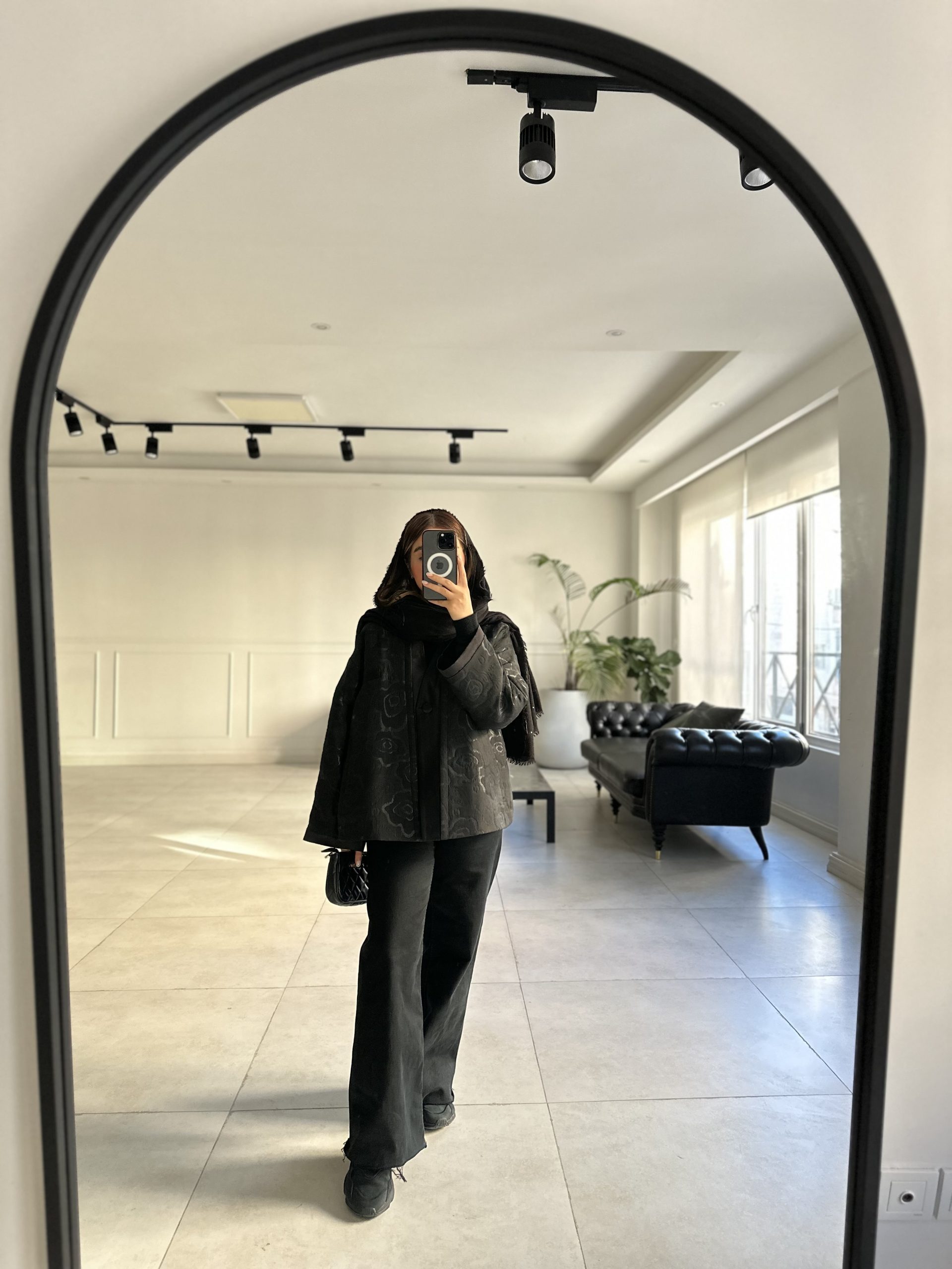 ماهونیا - Image 7