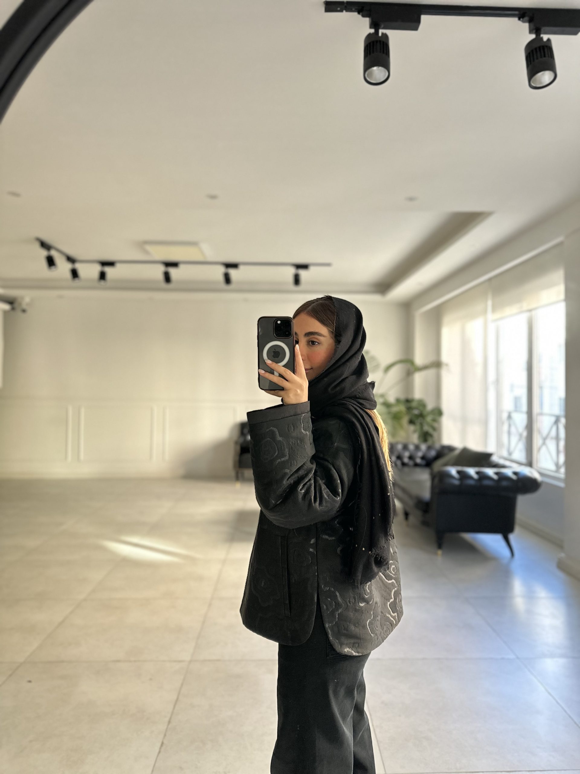 ماهونیا - Image 8